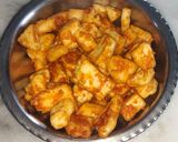A picture of step 1 of Chilli paneer.