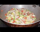 A picture of step 2 of Achari chicken veg pasta.