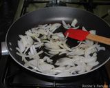 A picture of step 2 of Persian zucchini stew.