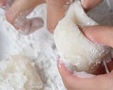Foto del paso 6 de la receta: Daifuku de fresa al microondas (いちご大福) 🍡🍓【Dulce japonés】