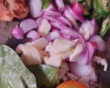 Foto langkah ke 1 dari resep Tumis Oncom Leunca.