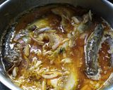 A picture of step 2 of Steamed Pabda with mustard paste.