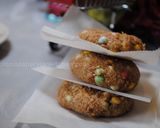 A picture of step 6 of No bake cookies with smarties.