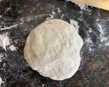 A picture of step 4 of Chinese Scallion Pancake (葱油饼) (cōng yóu bǐng).