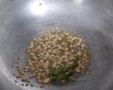 A picture of step 1 of Cheesy garlic chowmin.