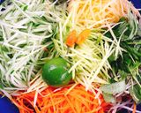 Hình bước làm 1 của món Nộm sứa bất bại