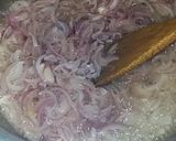 A picture of step 1 of Pyaz gosht.