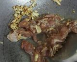 รูปขั้นตอนการทำที่ 5 ของ หมูทอดกระเทียมพริกไทย+ไข่ดาว