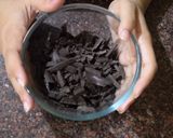 A picture of step 10 of Chocolate Flowing Cake.