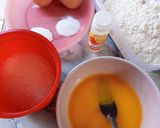 Foto langkah ke 2 dari resep Bolu Karamel Kukus (sakura).