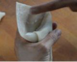 A picture of step 4 of Mince Samosa.