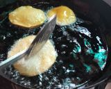 A picture of step 5 of Masala puri.
