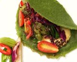 A picture of step 16 of Spinach pancake with spicy salad.