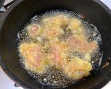 A picture of step 2 of Japanese Karaage (Fried Chicken).