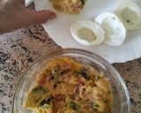 Foto del paso 3 de la receta: Huevos rellenos templados con cobertura de queso gratinado