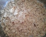 A picture of step 1 of Policha ladoo - roti laddu.