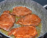 Une image de l'étape 4 de Côtes de porc à la chinoiseSauce hoisin.