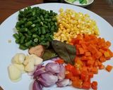 Foto langkah ke 1 dari resep TUMIS PELANGI 🌈(wortel, jagung, kacang panjang).