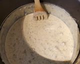 A picture of step 4 of Cheesy Beef Stroganoff.
