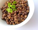 A picture of step 2 of Kala chana chaat.