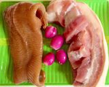 Hình bước làm 1 của món Mắm cá lóc chưng thịt