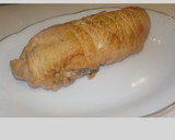 Foto del paso 20 de la receta: Pechuga de pavo rellena con salsa de vino