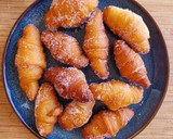 Foto del paso 16 de la receta: Mini croissants con masa brioche rellenos de crema y coulis de arándanos