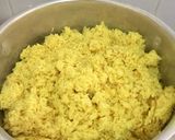 Foto langkah ke 5 dari resep Nasi Kuning Harum Gurih bawang putih ala chef Rudy Choiruddin.