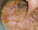 A picture of step 2 of Chicken jalfrezi.
