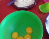 Foto del paso 1 de la receta: Bizcochuelo de 4 huevos