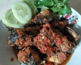 Foto langkah ke 5 dari resep Ikan salem sambal kemangi.