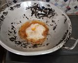 Foto langkah ke 1 dari resep 06. Telur Ceplok Saos Tiram.