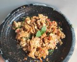 Foto langkah ke 4 dari resep 10. Tempe Penyet Kemangi.