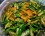 A picture of step 2 of Raita marcha / pickled green chillies.