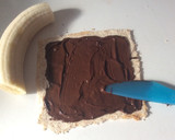 Foto del paso 2 de la receta: Sushi de plátano y chocolate 🍌🍫🍞