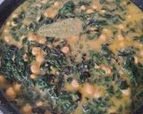 Foto del paso 4 de la receta: Espinacas con garbanzos