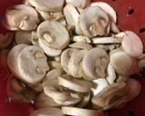 Foto del paso 1 de la receta: Revuelto de champiñones al curry 🍄