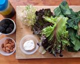 Foto del paso 1 de la receta: Ensalada verde con zarzamoras, almendras y queso de cabra
