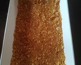 A picture of step 2 of Caramel crunchie treat.