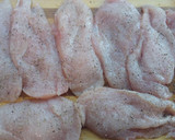 Foto del paso 2 de la receta: Pechuga de pollo a la plancha con salsa de mostaza y curry