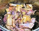 Hình bước làm 2 của món Canh gà lá Giang