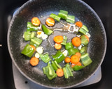 Foto del paso 3 de la receta: Arroz con pollo y verduras con chorizo en Airfryer Cosori