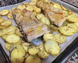 Foto del paso 5 de la receta Costillar al horno con patatas al ajillo