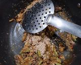A picture of step 2 of Spiny gourd Fusion curry.