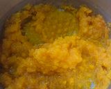 Gambar langkah 1 resipi Onde-Onde Labu Kuning.