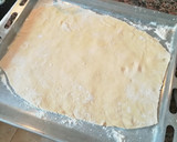 Foto del paso 11 de la receta: Coca de arengades (sardinas de bota)