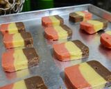 Foto langkah ke 10 dari resep Neopolitan Cookies.