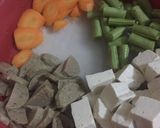 Foto langkah ke 1 dari resep Sup Bakso Buncis Tahu Telur Wortel.