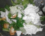 Foto langkah ke 5 dari resep Capcay udang pedas.