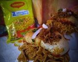 सेज़वान मैगी पाव (schezwan maggi pav recipe in Hindi) रेसिपी चरण 7 फोटो